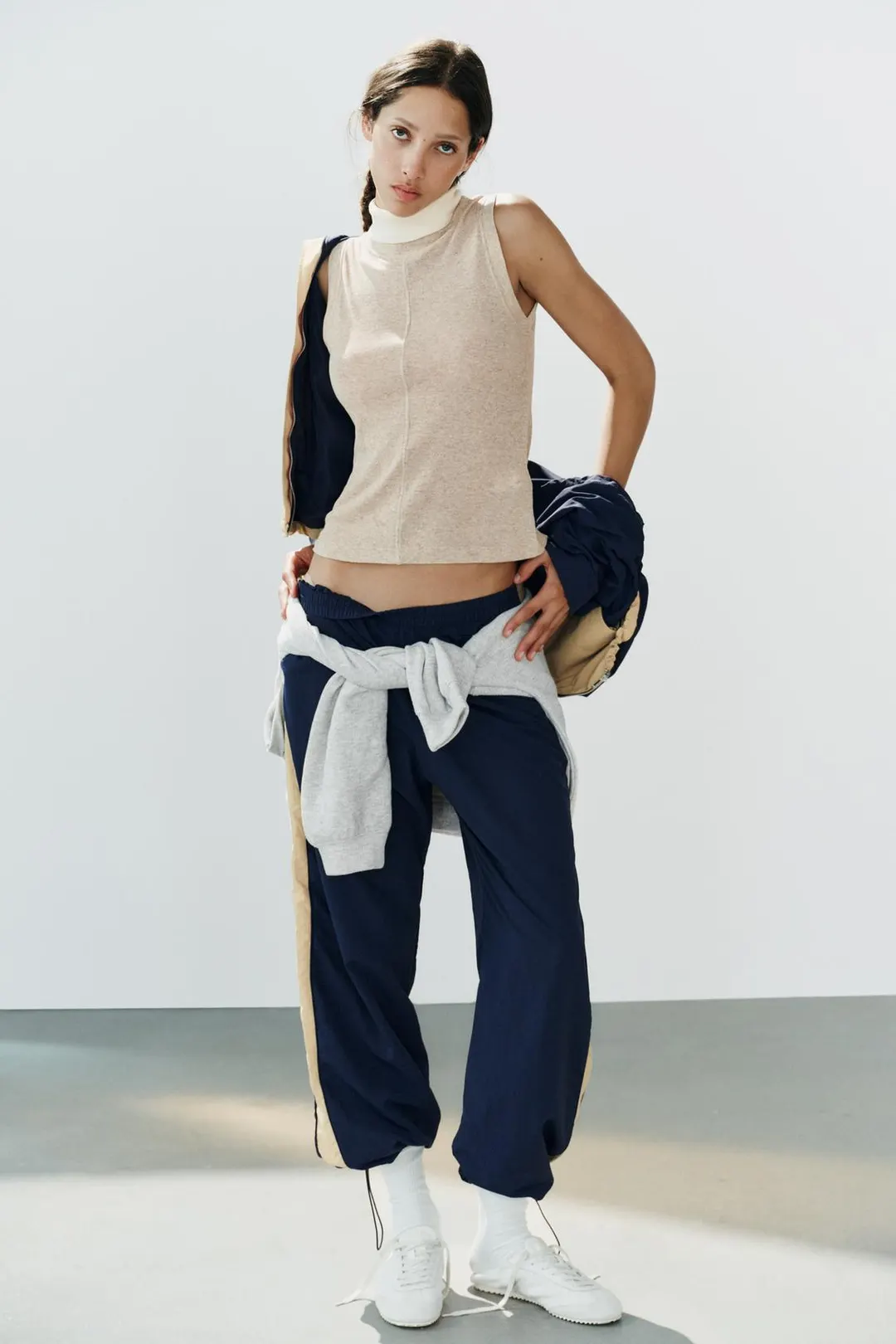 Футболка комбинированная с высоким воротником, Zara