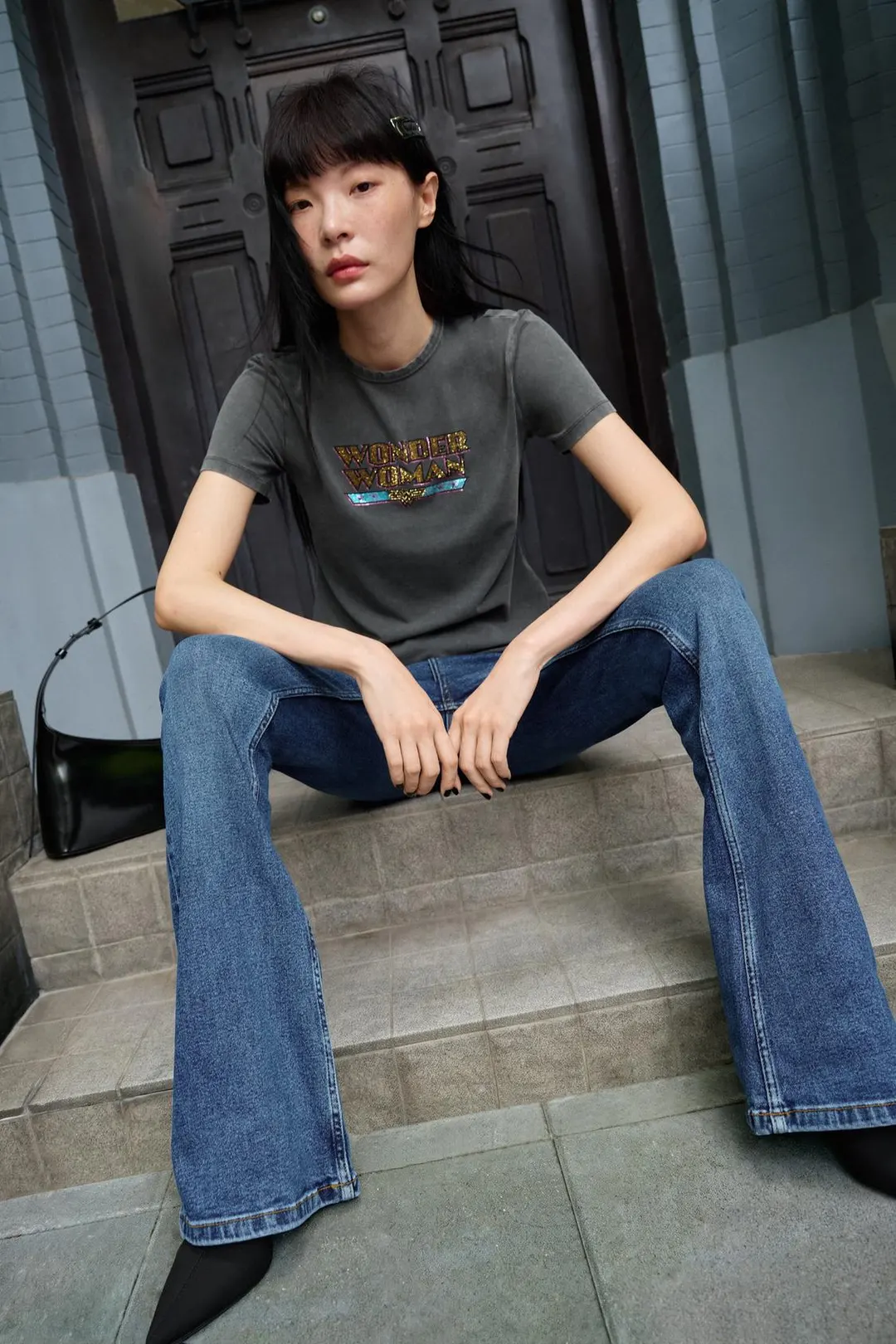 Футболка блестящая Wonder Woman ©, Zara
