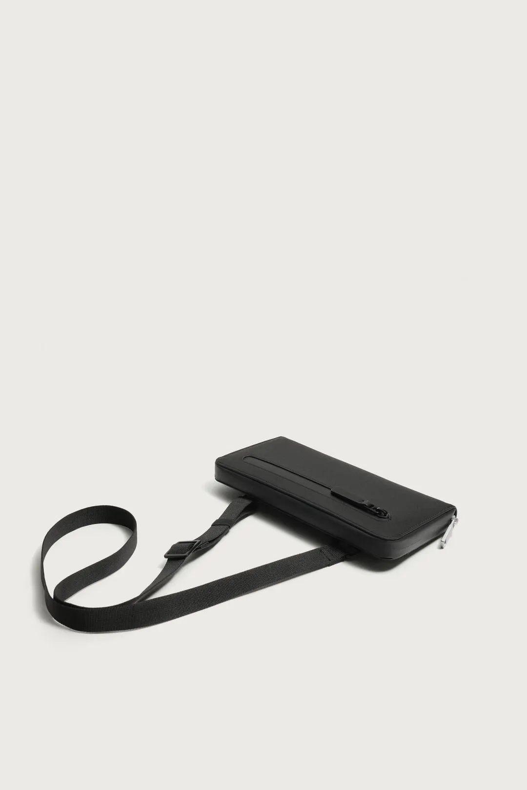 Кошелек XL с прорезиненным покрытием, Zara