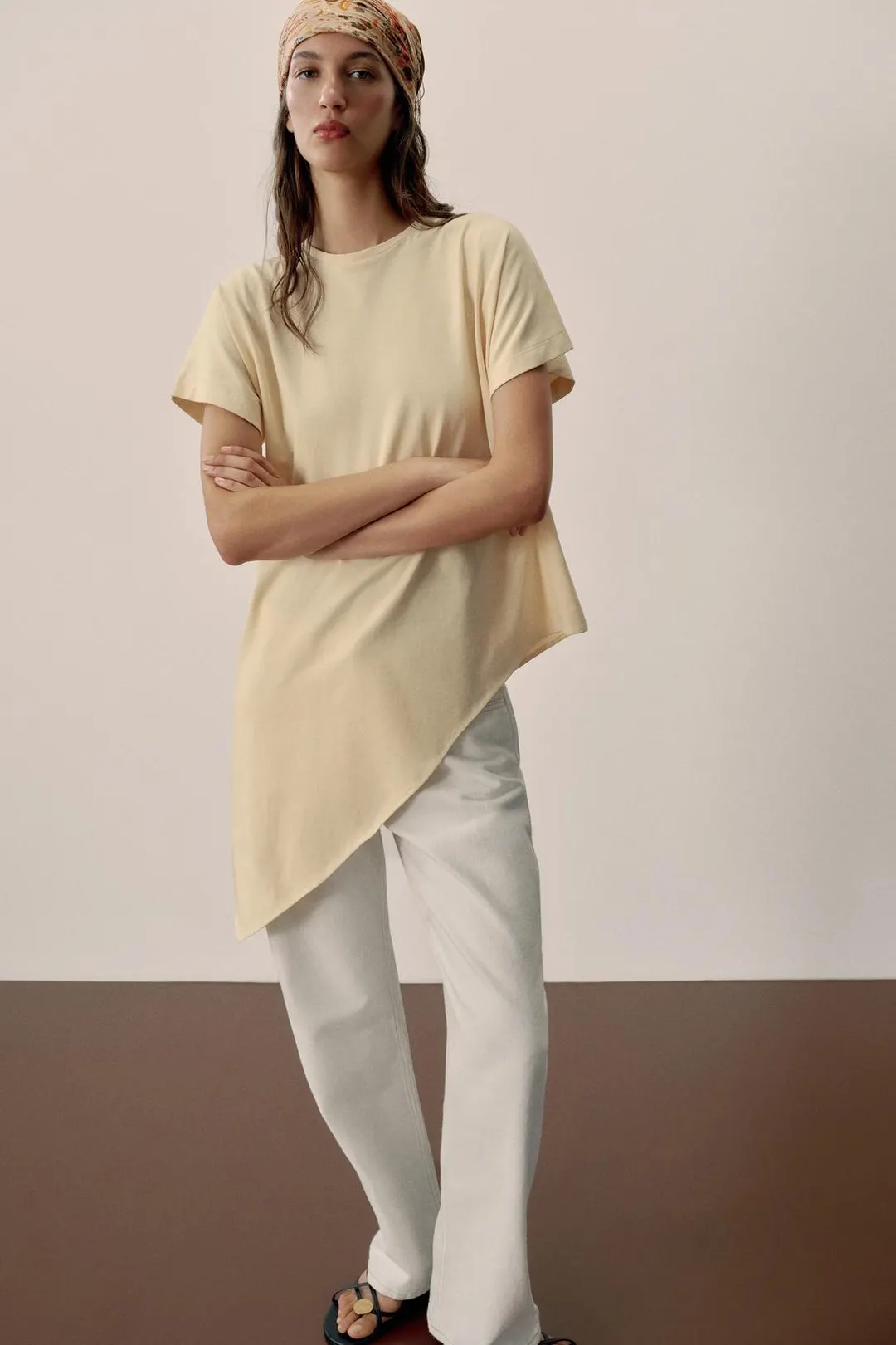Футболка асимметричного кроя с короткими рукавами, Zara