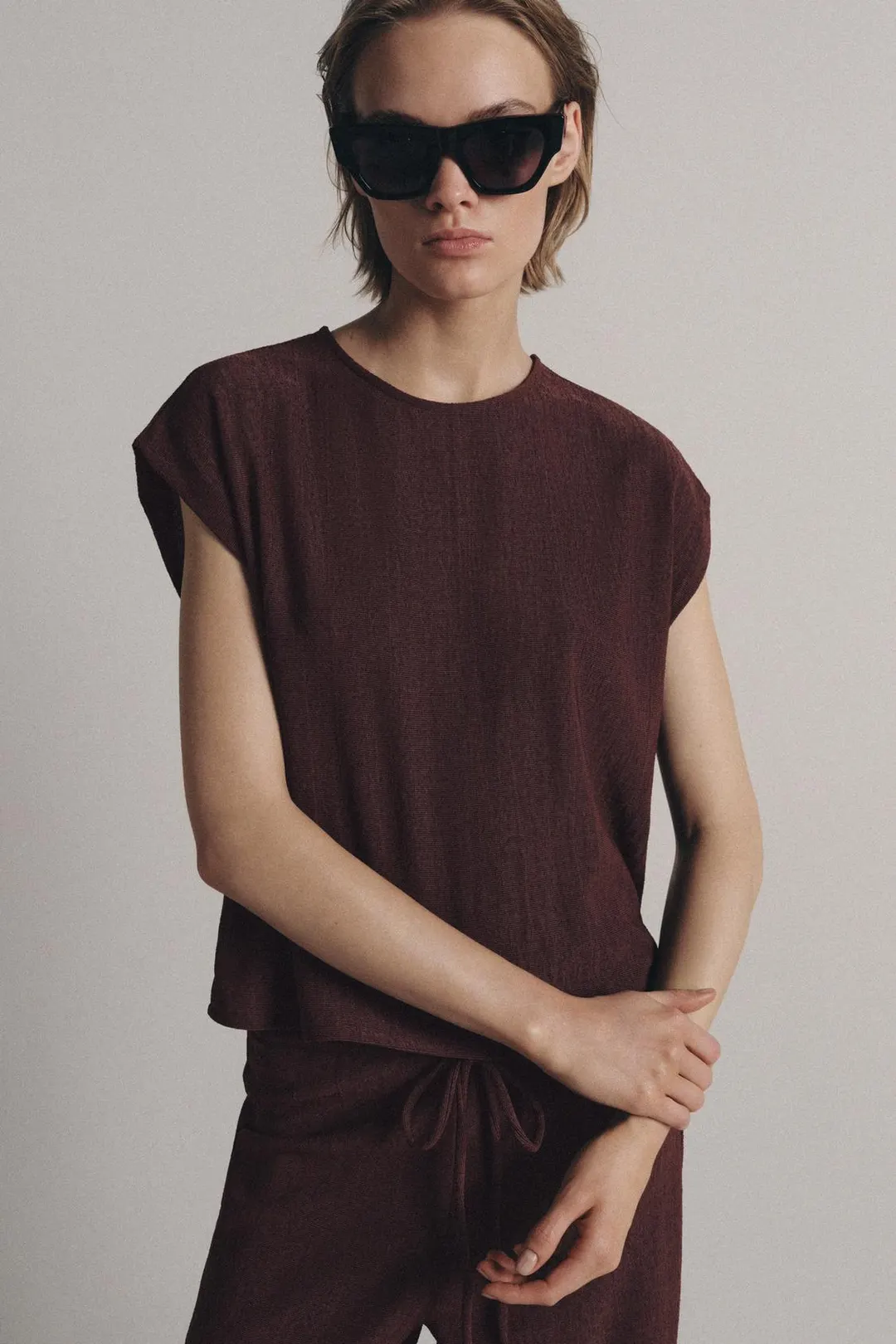 Фактурный топ без рукавов, Zara
