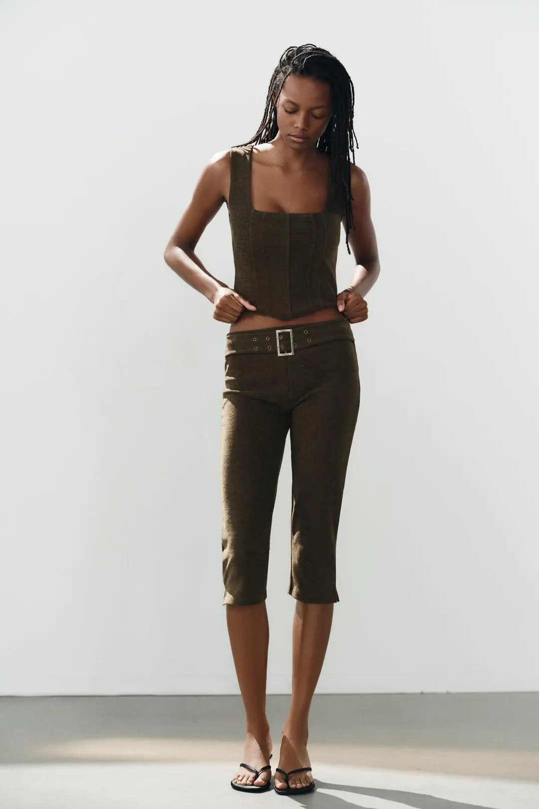 Вельветовые брюки капри с ремнем, Zara