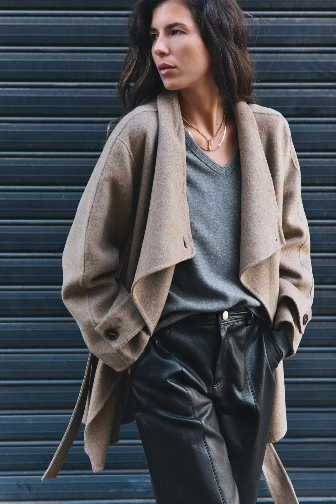 Двубортное пальто из смесовой шерсти с поясом, Zara
