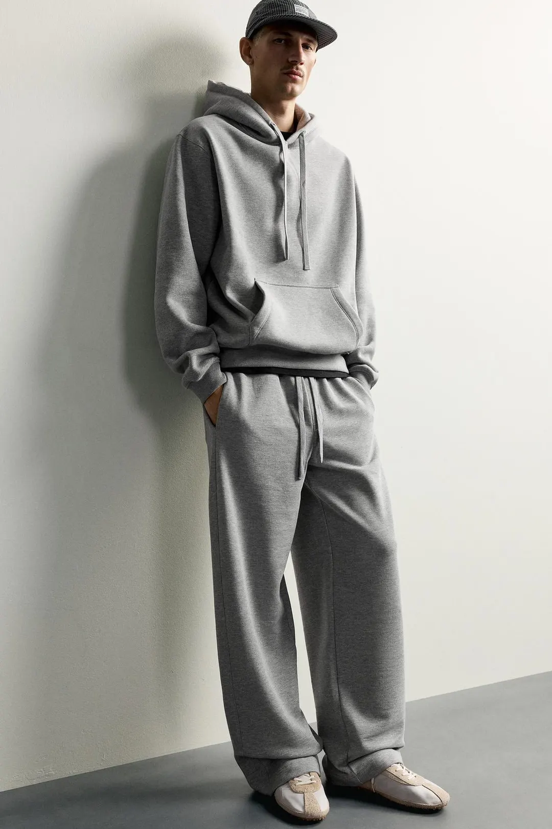 Джоггеры базовые свободного кроя, Zara