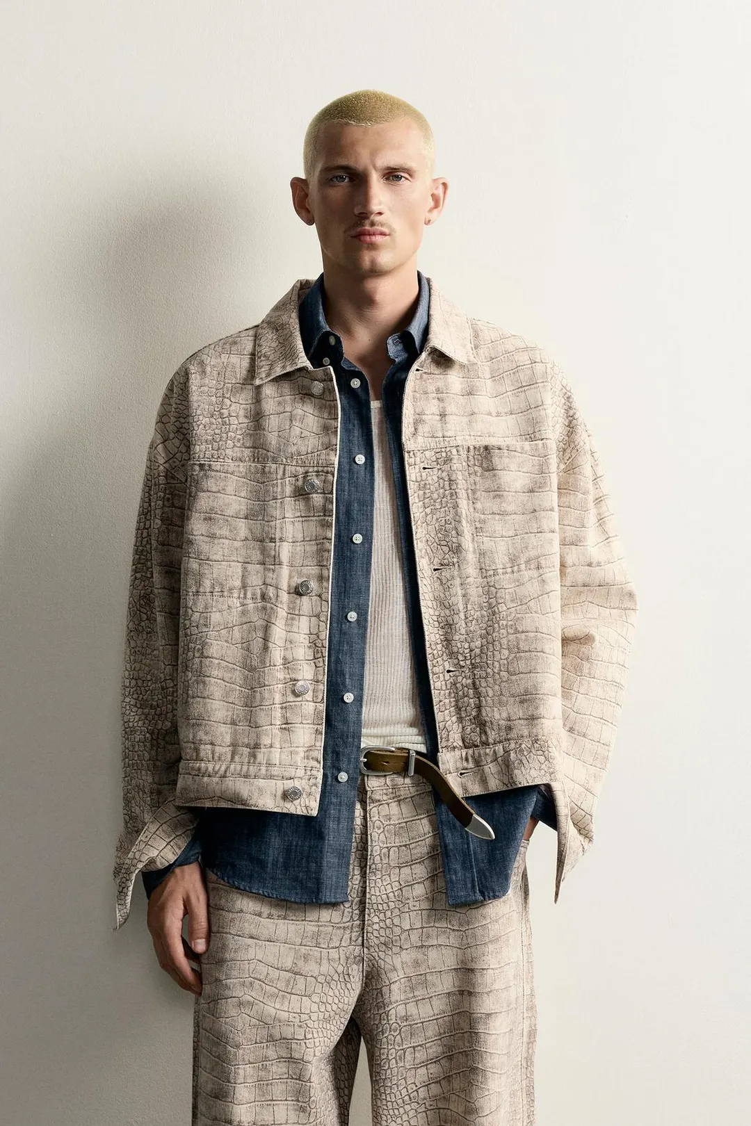 Куртка свободного кроя с анималистичным принтом, Zara