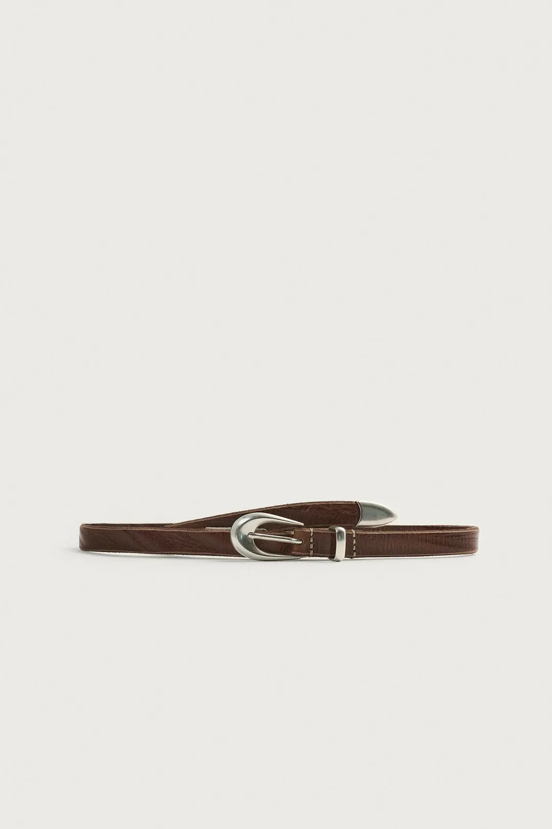 Ремень с кожаным наконечником, Zara