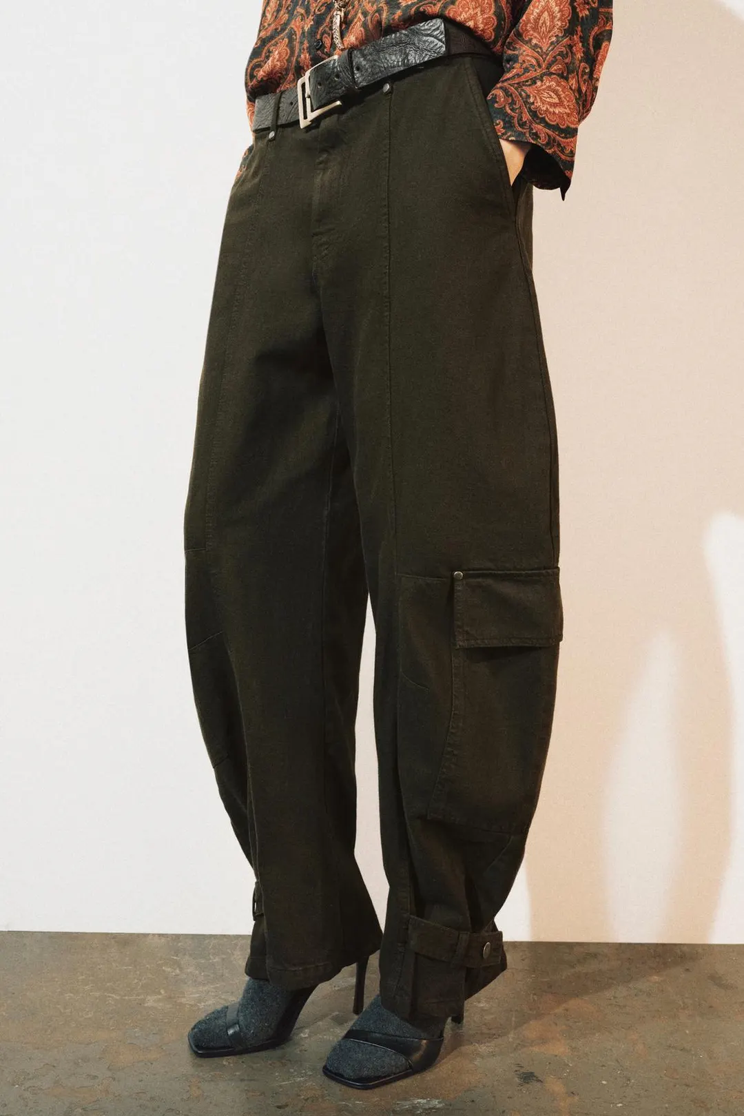 Джинсы карго barrel со средней посадкой ZW Collection, Zara