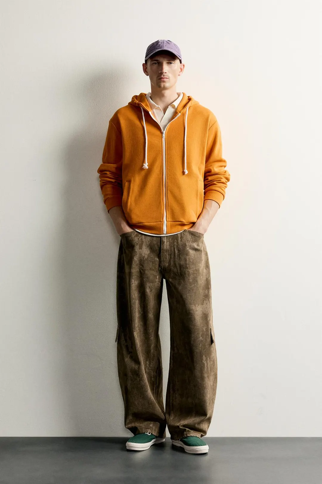 Флокированные брюки карго баллоны, Zara
