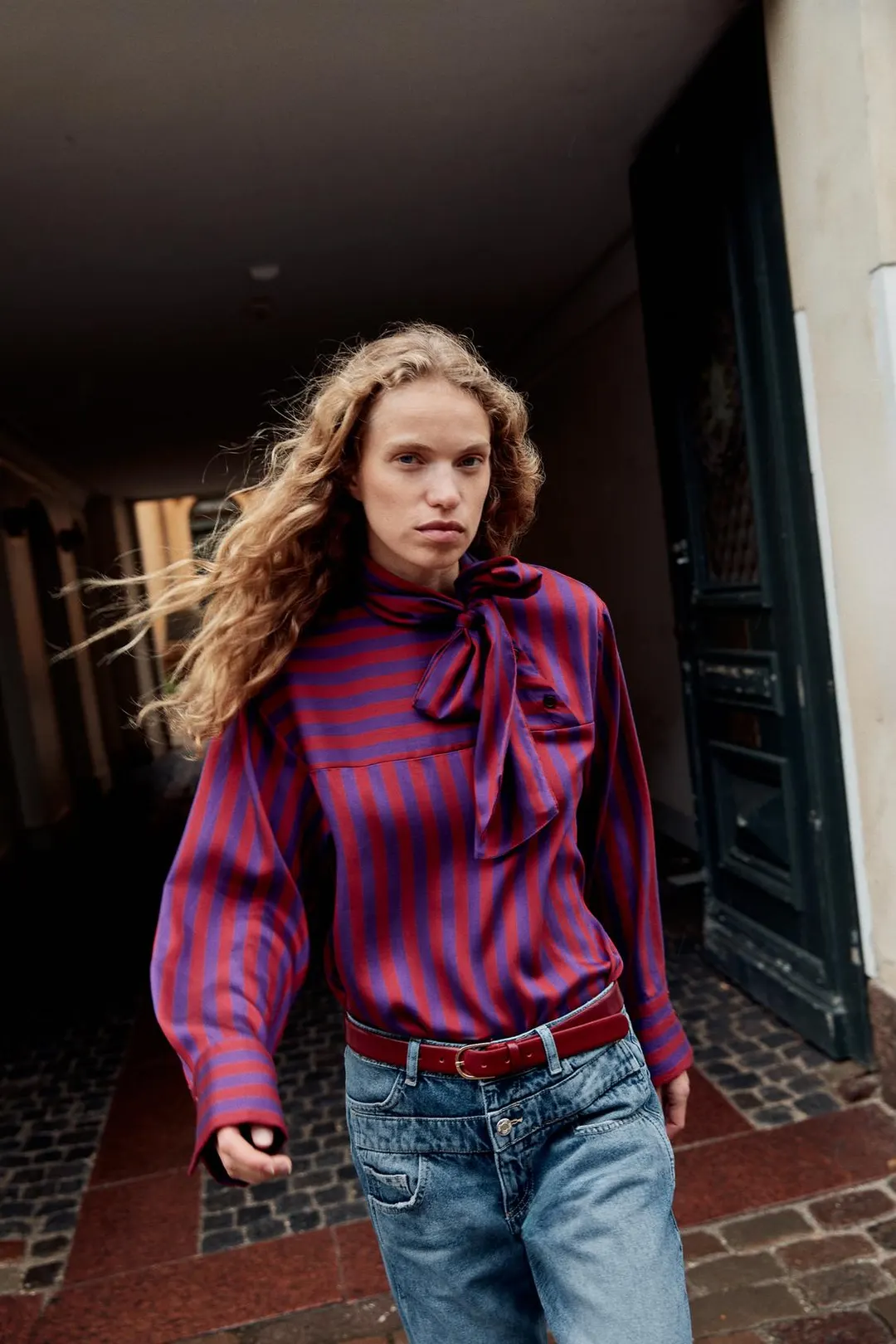 Блузка в полоску с бантом, Zara