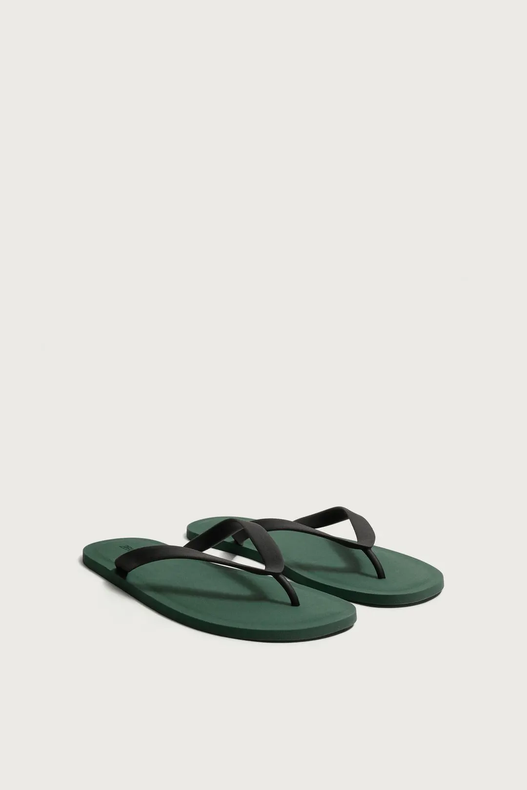 Сандалии с ремешками, Zara