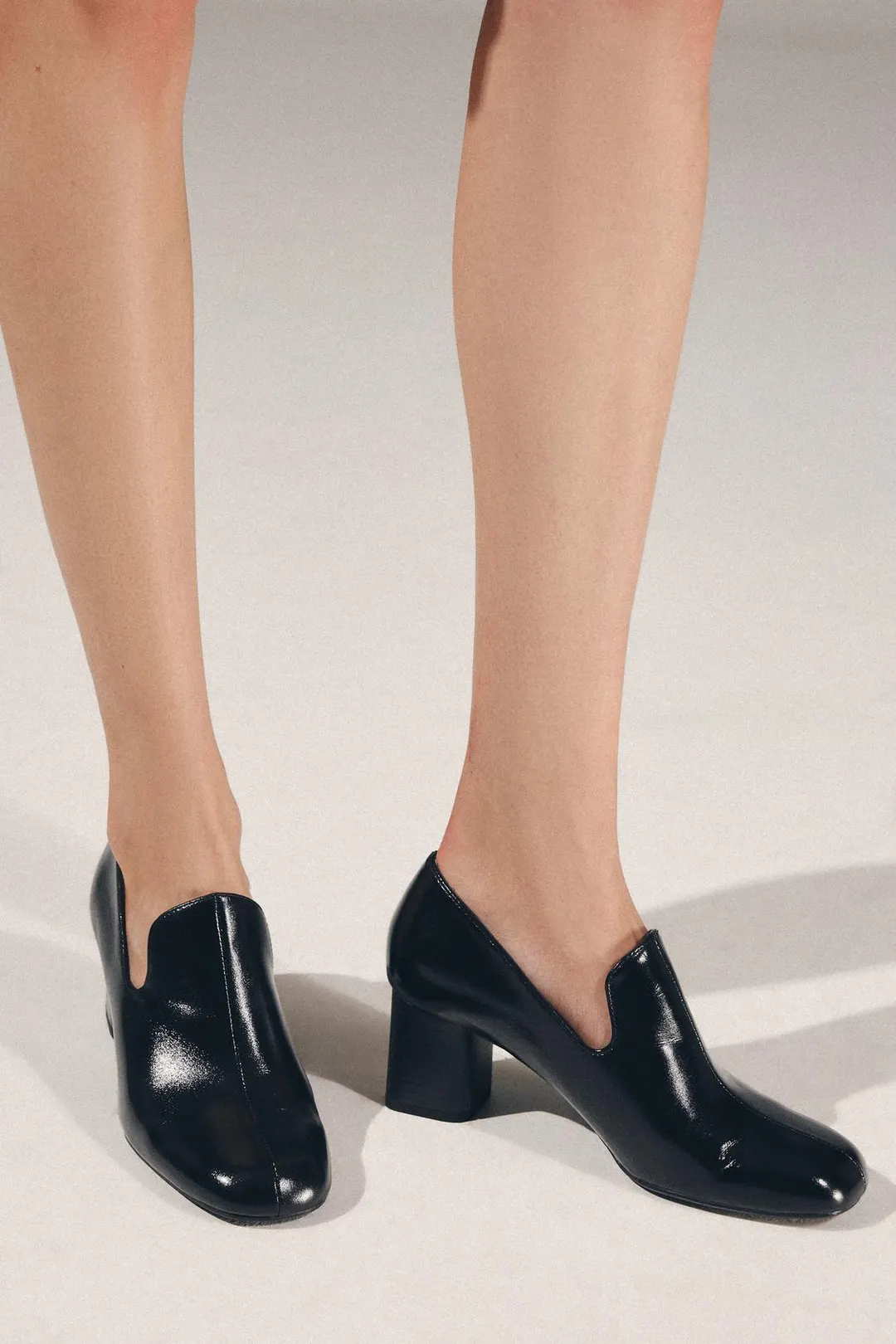 Кожаные лоферы на каблуке, Zara