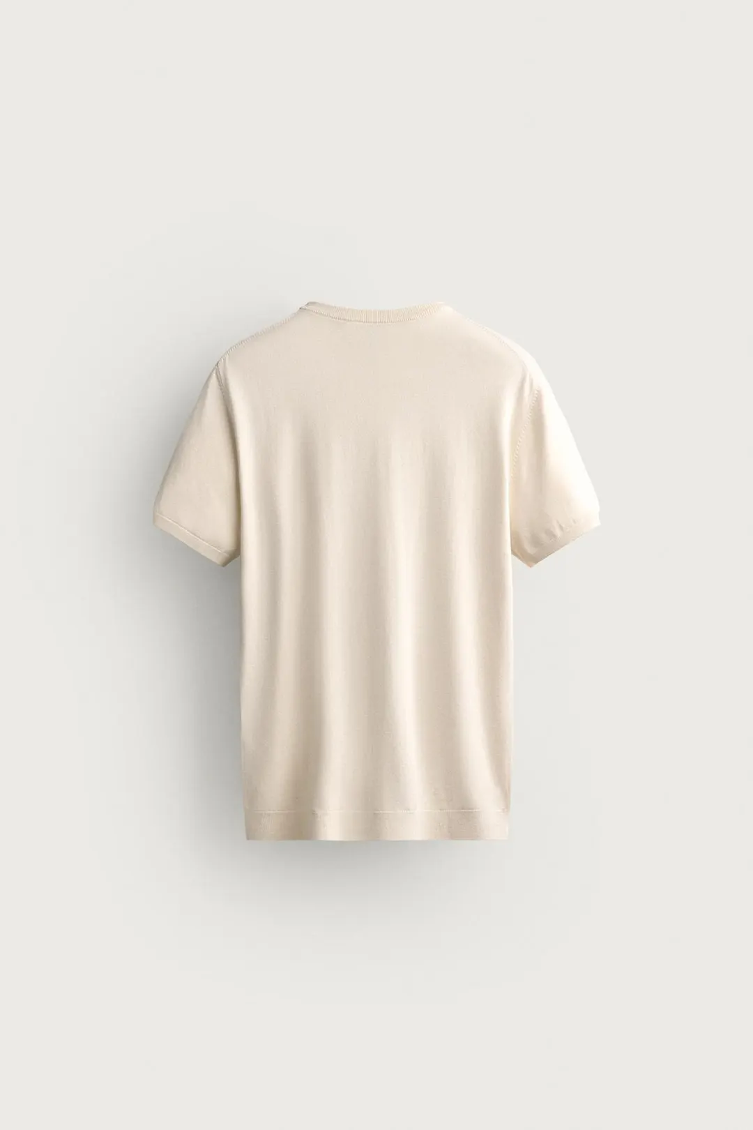 Базовая вязаная футболка прямого кроя, Zara
