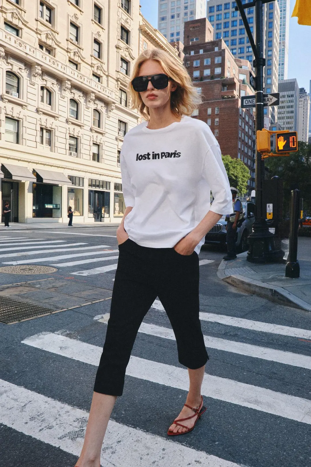 Футболка с надписью, Zara