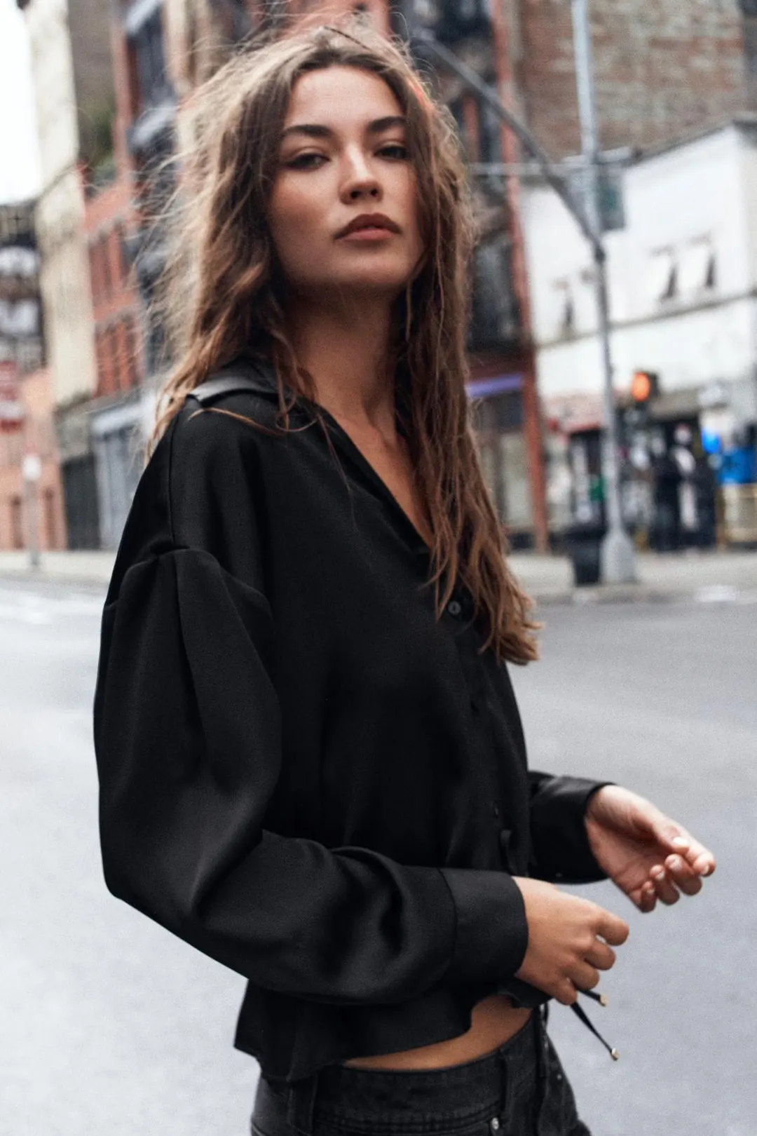 Рубашка атласная с поясом, Zara