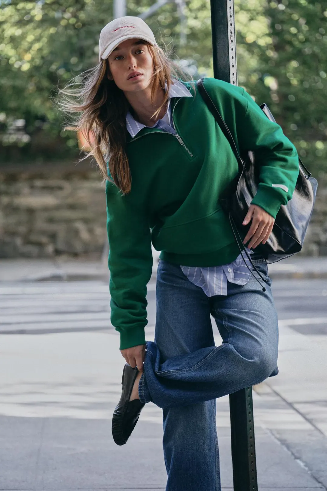 Свитшот с нашивкой, Zara
