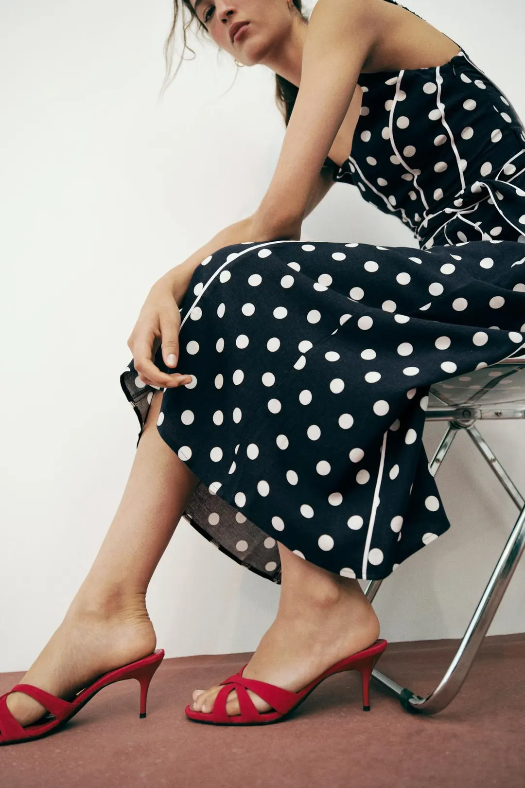 Кожаные босоножки на каблуке, Zara