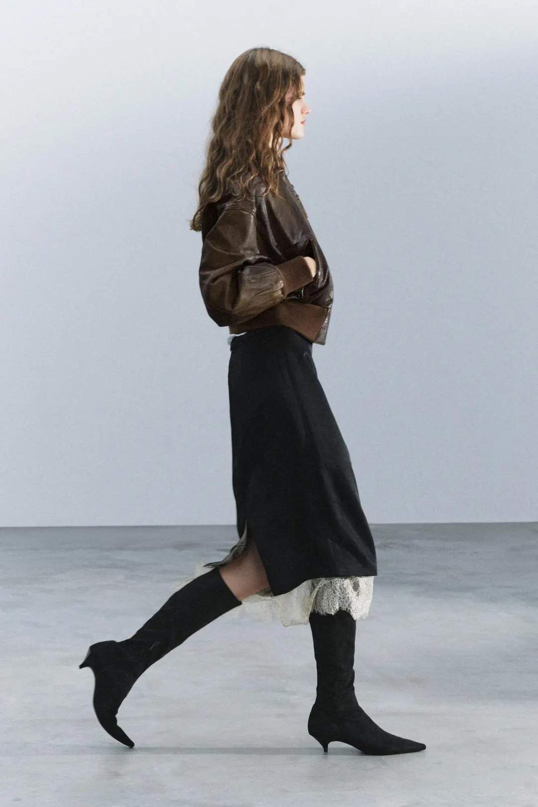 Сапоги из эластичного материала на каблуке kitten heel, Zara