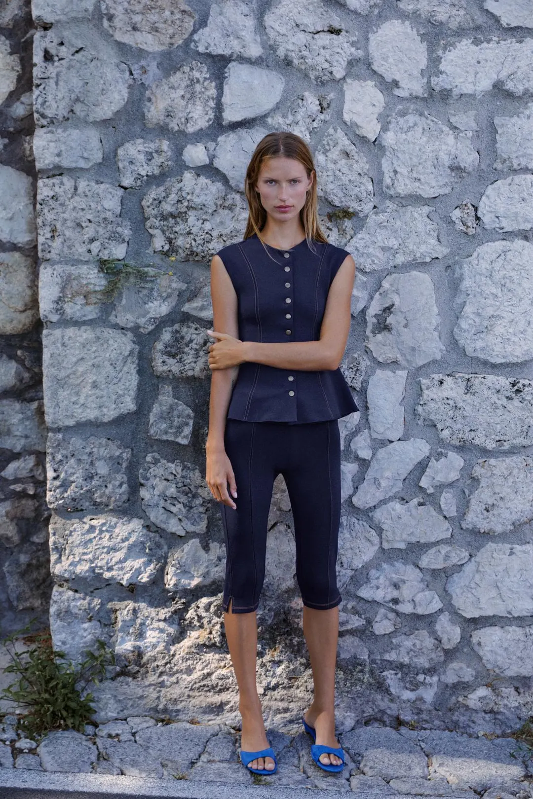 Капри с контрастной отстрочкой, Zara