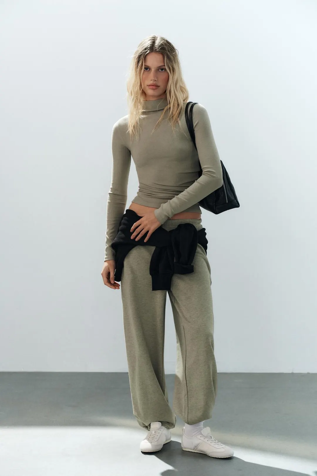 Топ с асимметричным низом, Zara