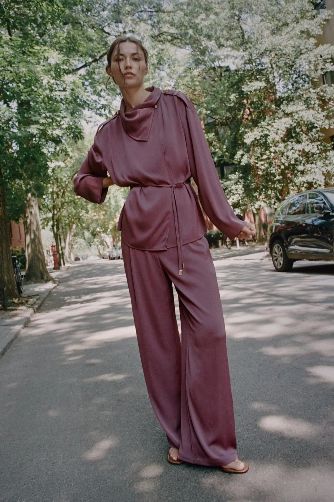 Двубортный блейзер струящегося кроя, Zara