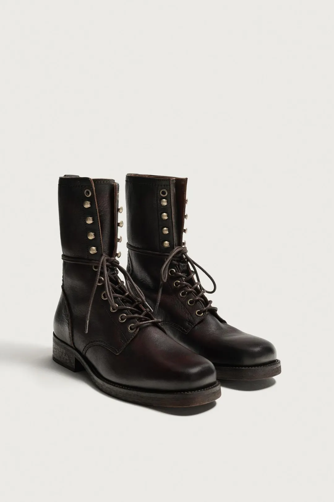 Кожаные ботинки на шнуровке, Zara