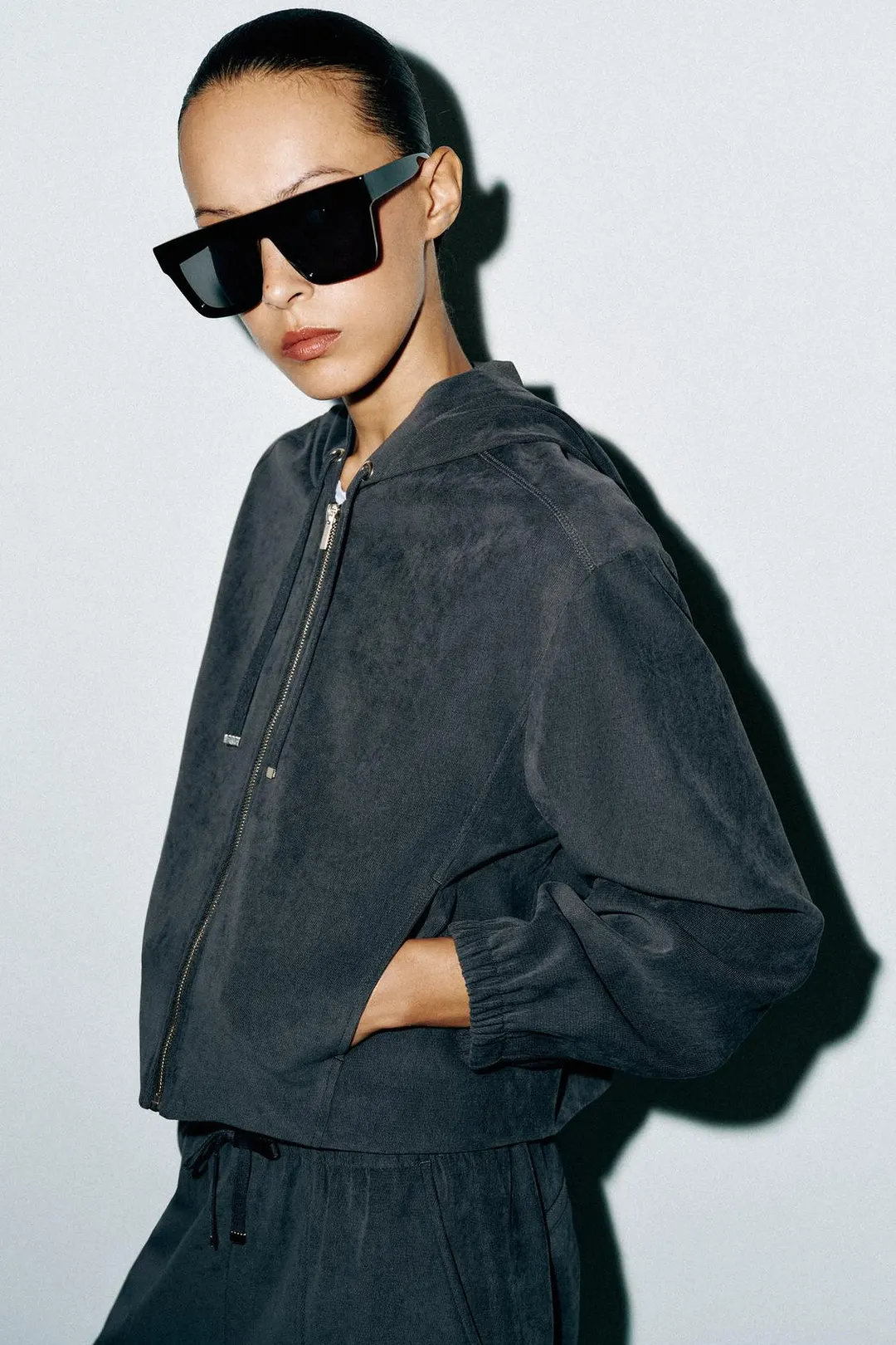 Куртка-бомбер с капюшоном, Zara