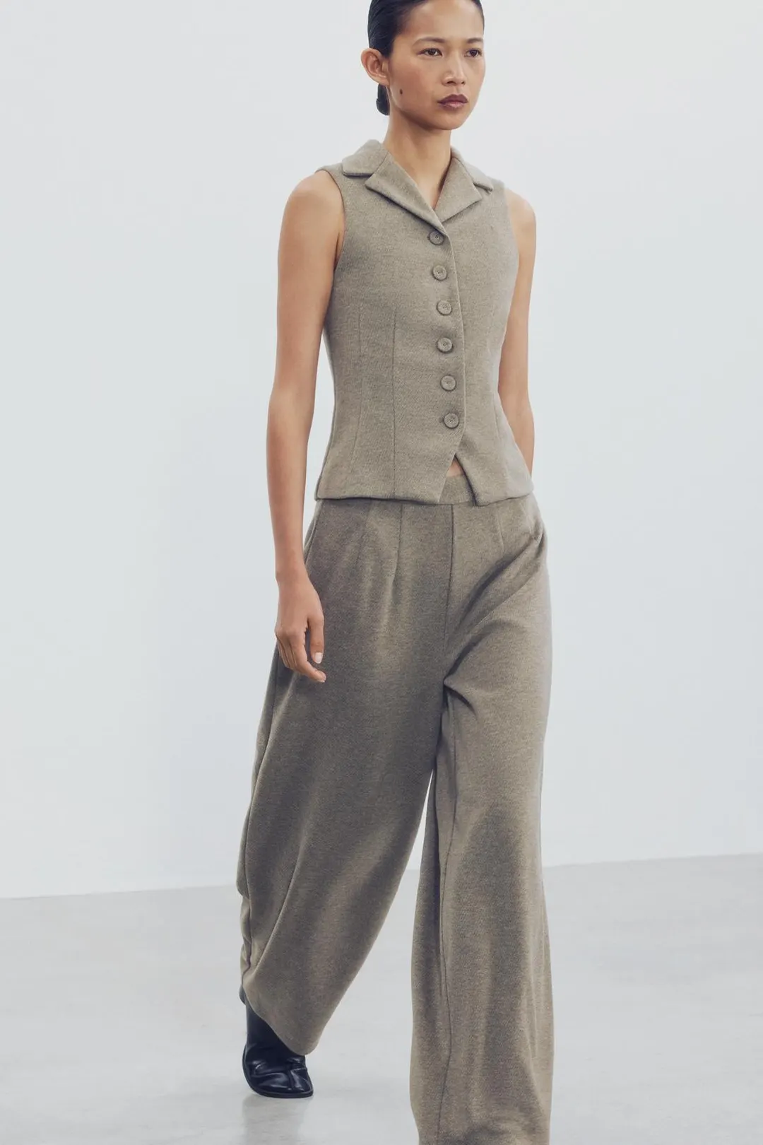 Брюки-баррел, Zara