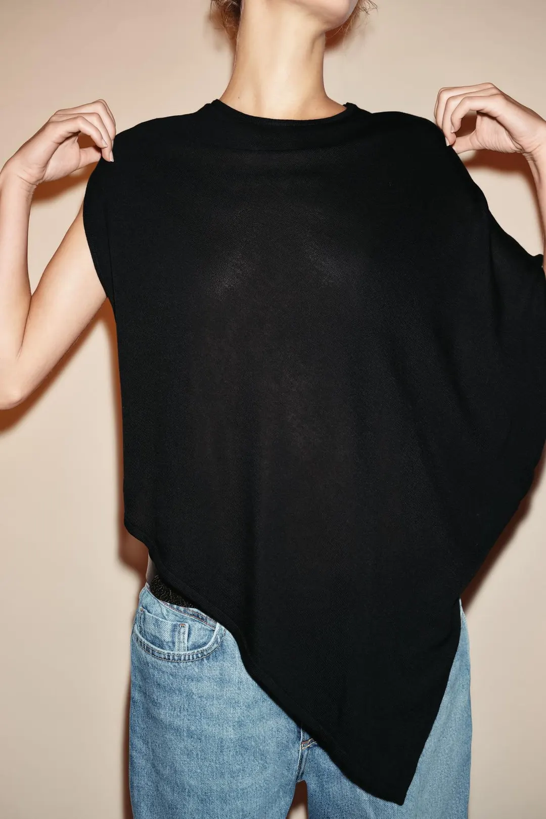 Асимметричный вязаный топ, Zara