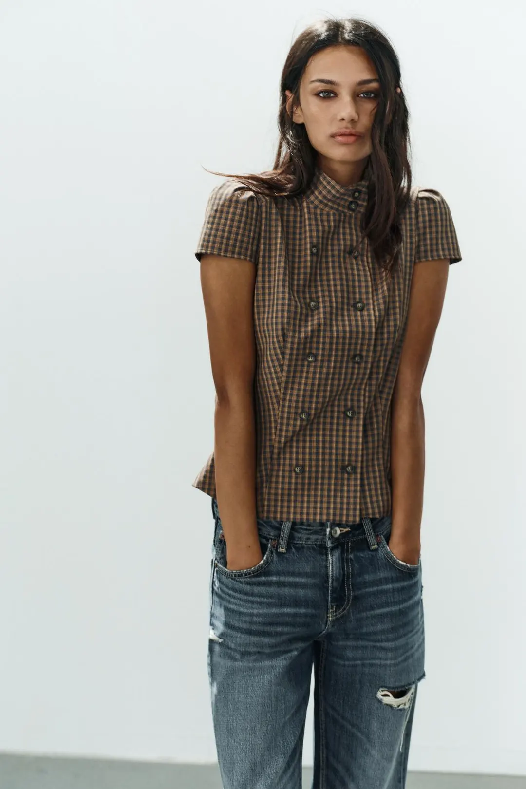 Клетчатый топ с высоким воротником, Zara