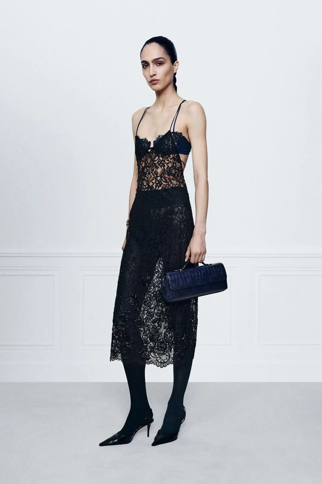 Платье из кружева с бусинами ZW Collection, Zara