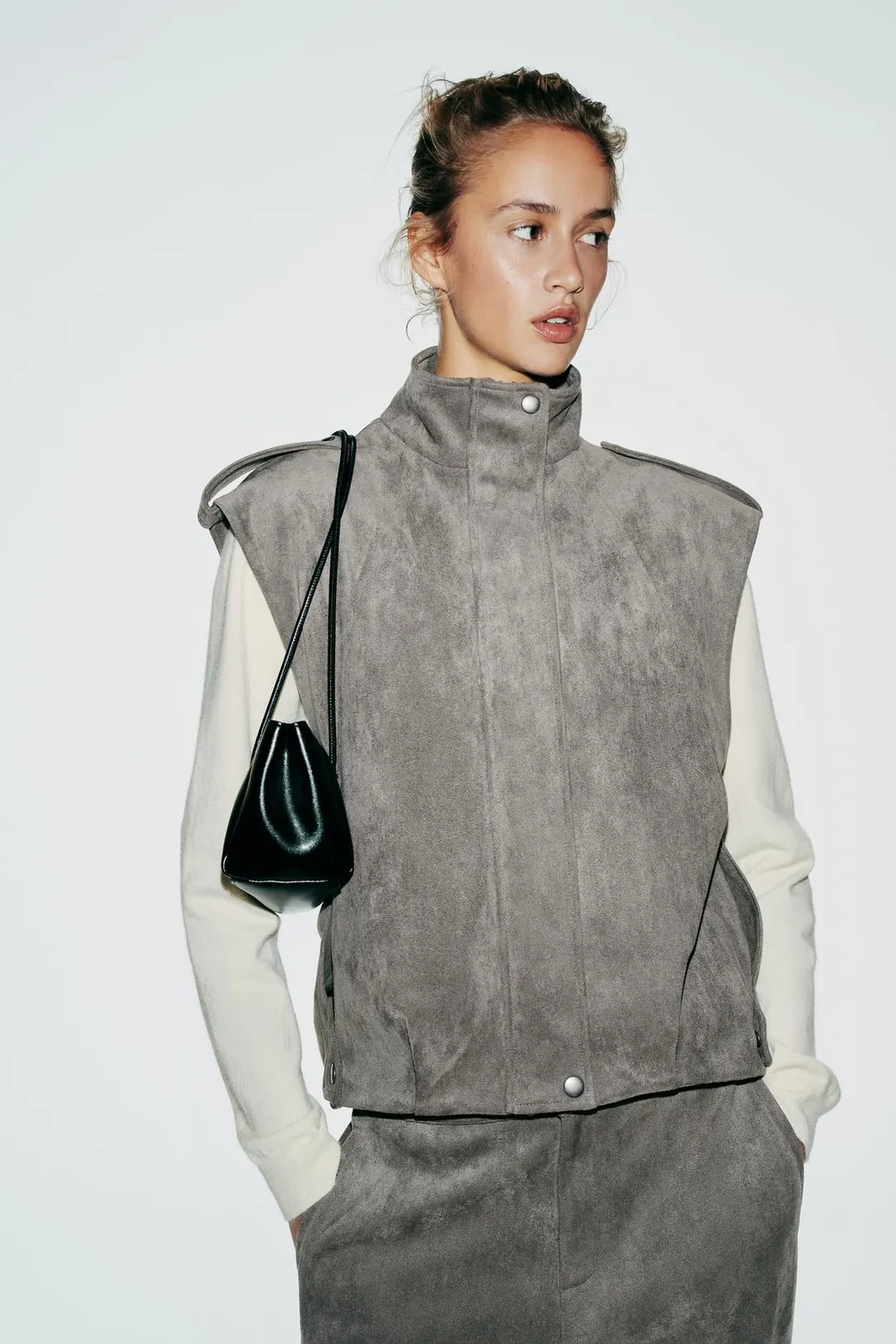 Жилет из искусственной замши, Zara