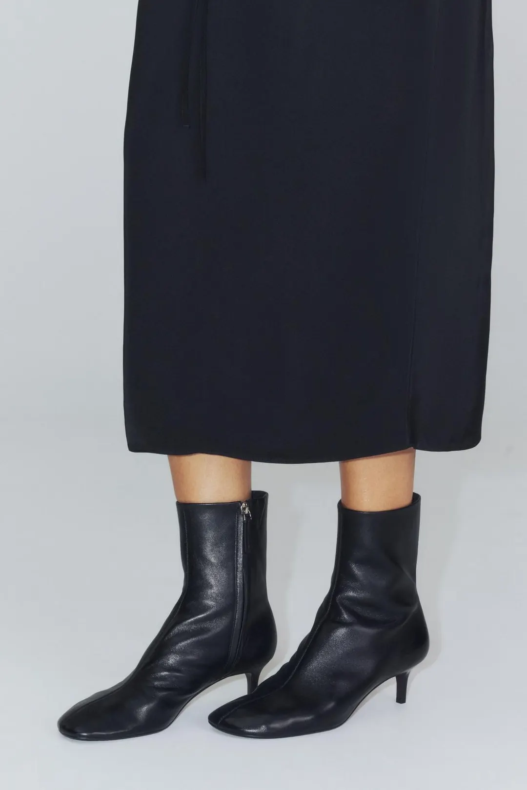 Кожаные ботильоны на каблуке, Zara