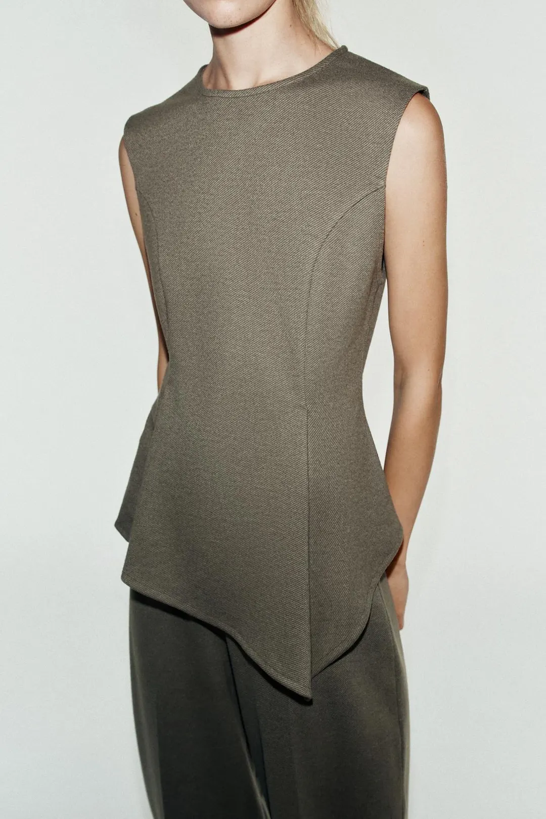 Мягкий топ с баской, Zara