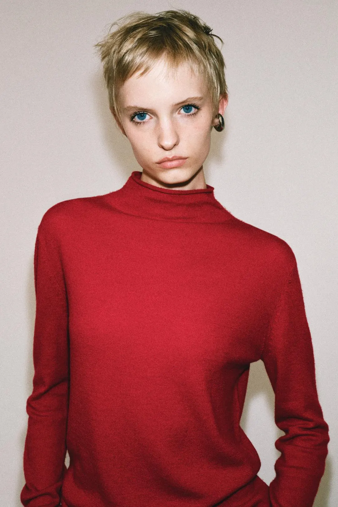 Свитер с высоким воротником из 100% особо мягкой шерсти, Zara