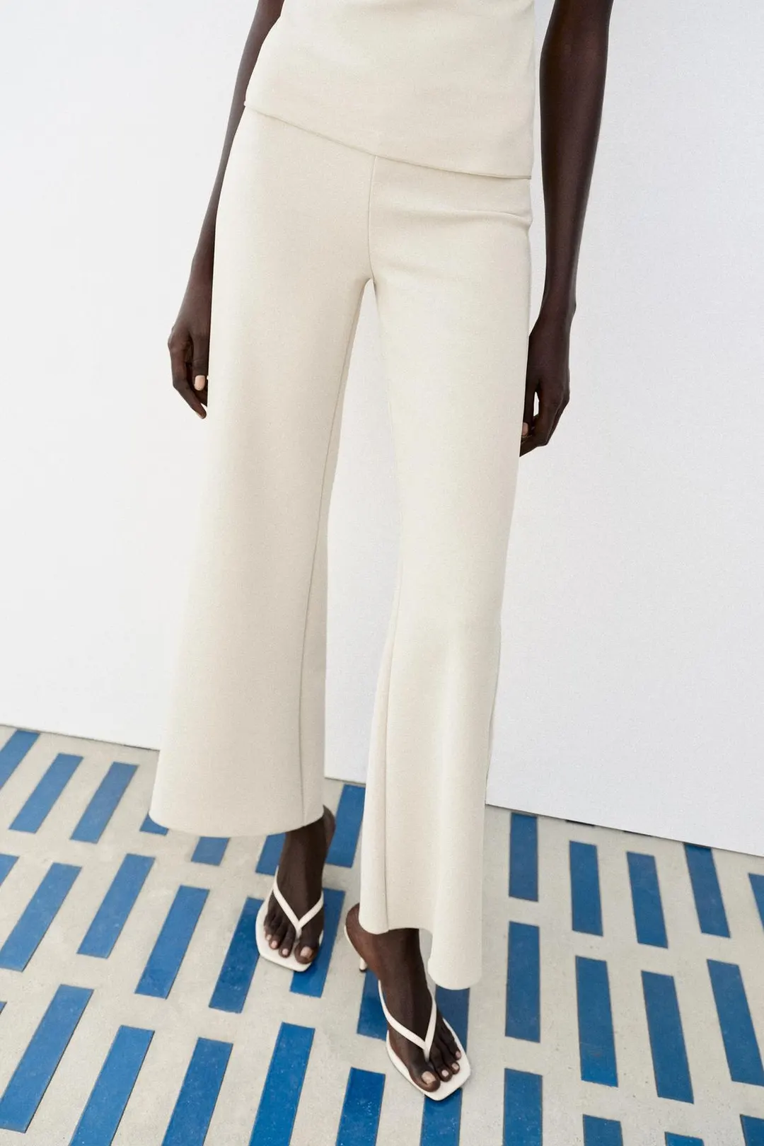 Брюки эластичные широкого кроя, Zara