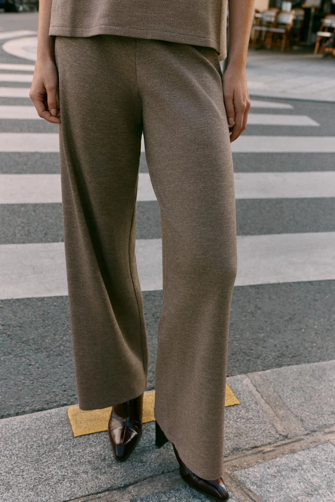 Брюки базовые из пике, Zara