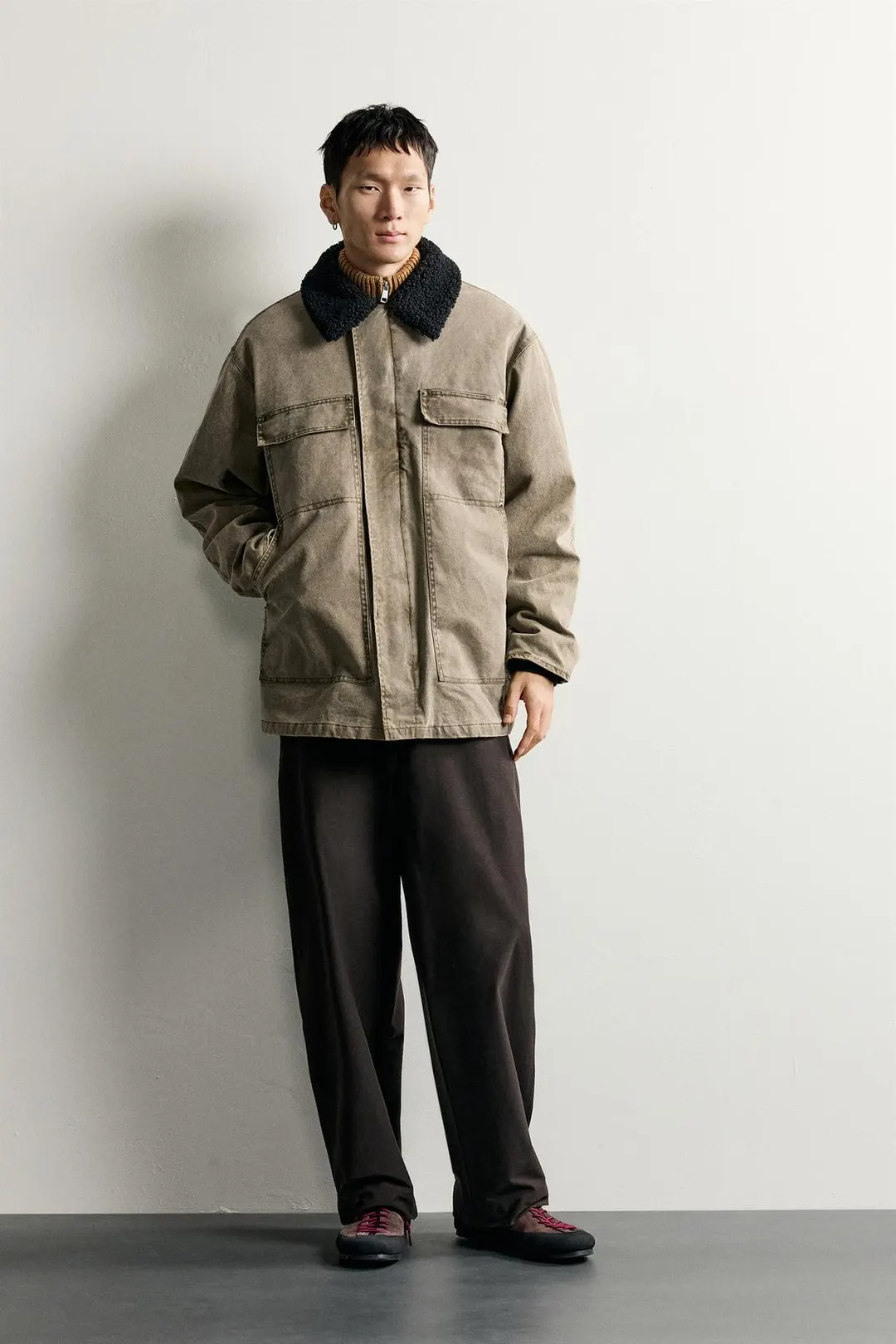 Короткое комбинированное пальто из искусственной овчины, Zara