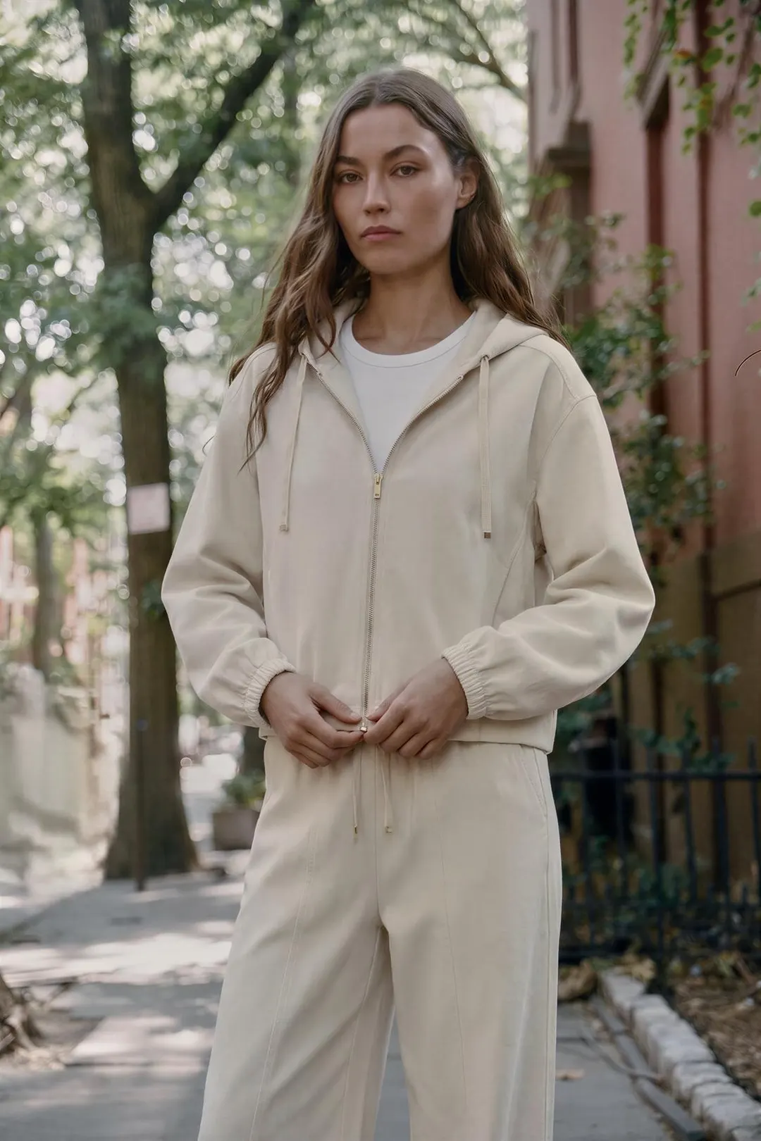 Куртка-бомбер с капюшоном, Zara