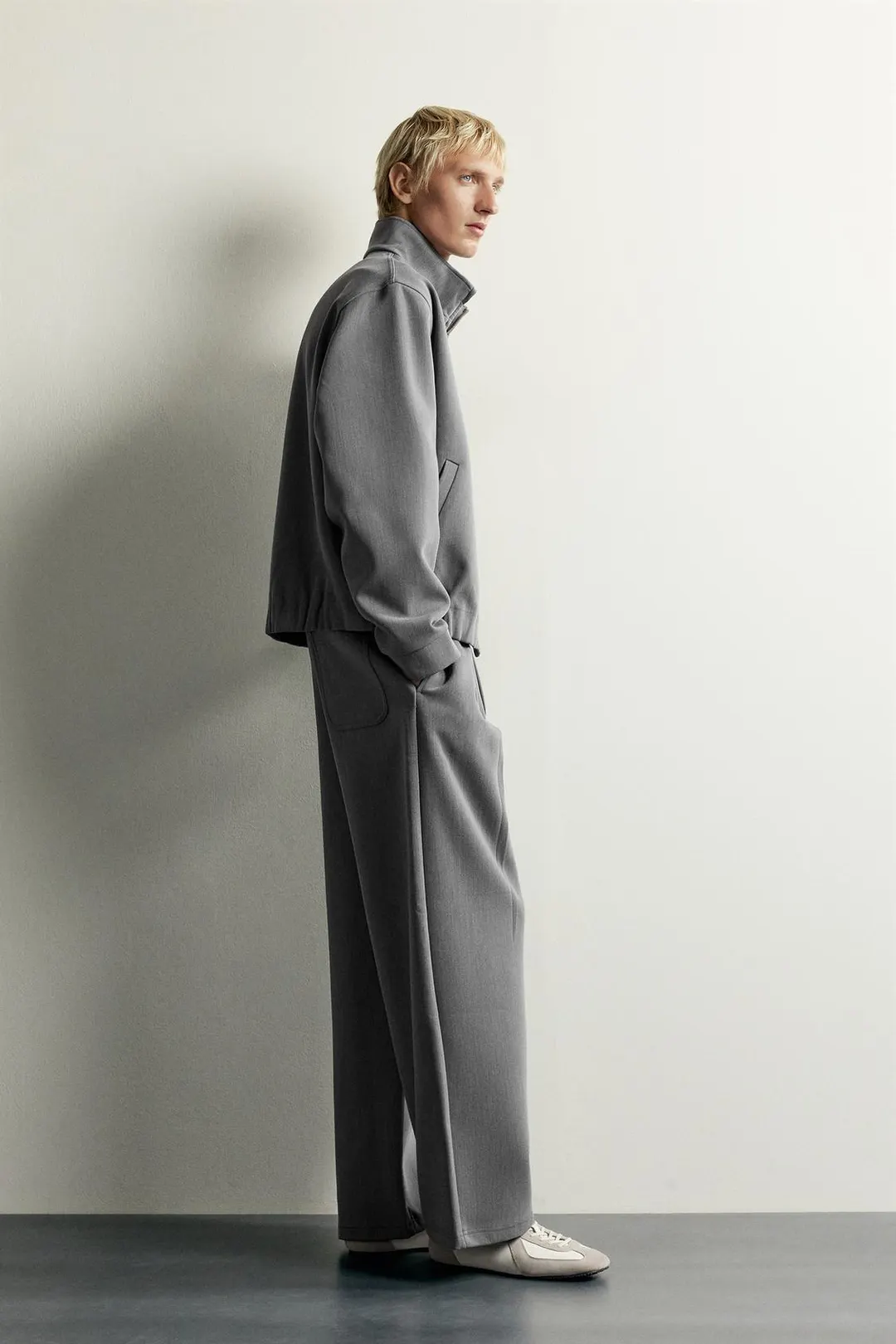 Широкие брюки со складками, Zara