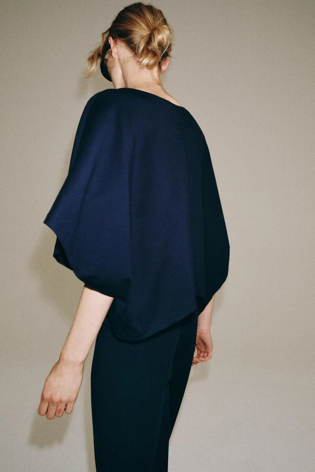 Футболка из хлопка с кейпом, Zara