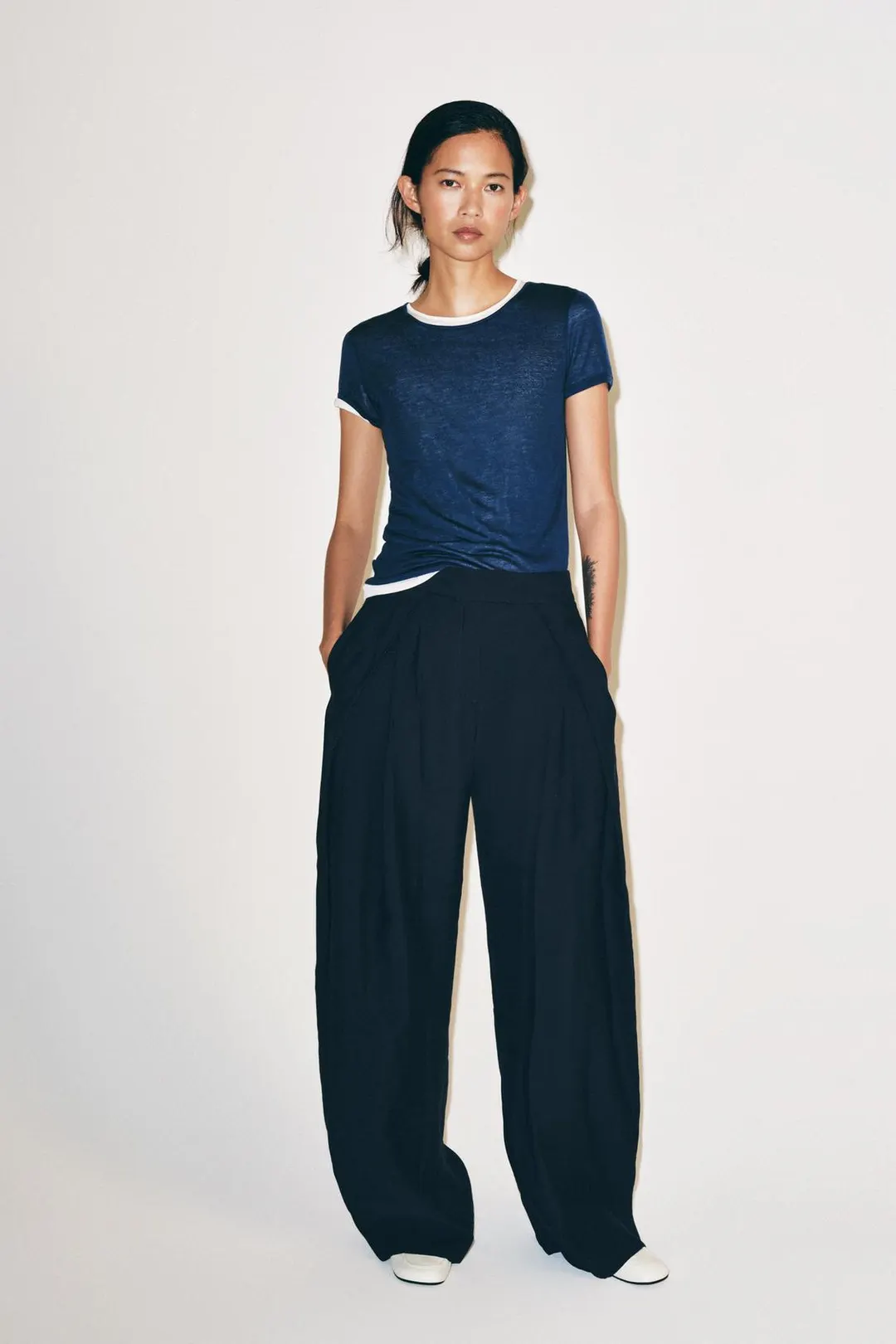 Брюки широкие ZW Collection со складками, Zara