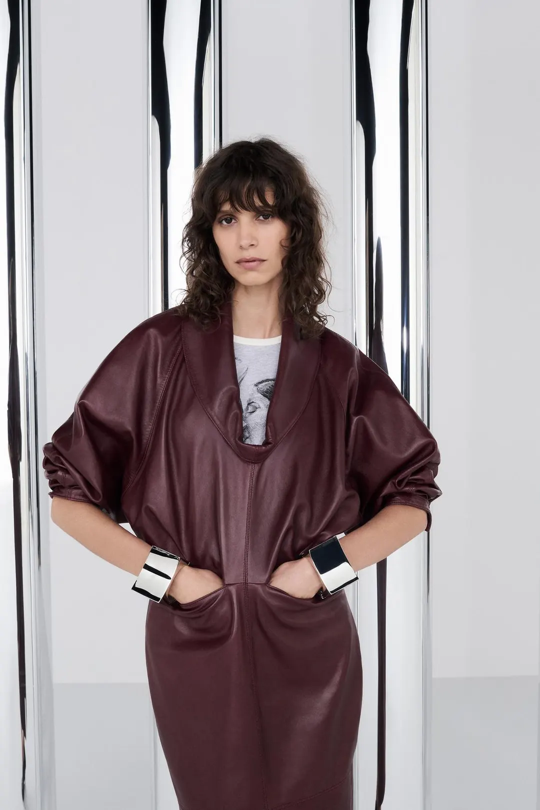 Платье из 100% кожи с объемным верхом, Zara