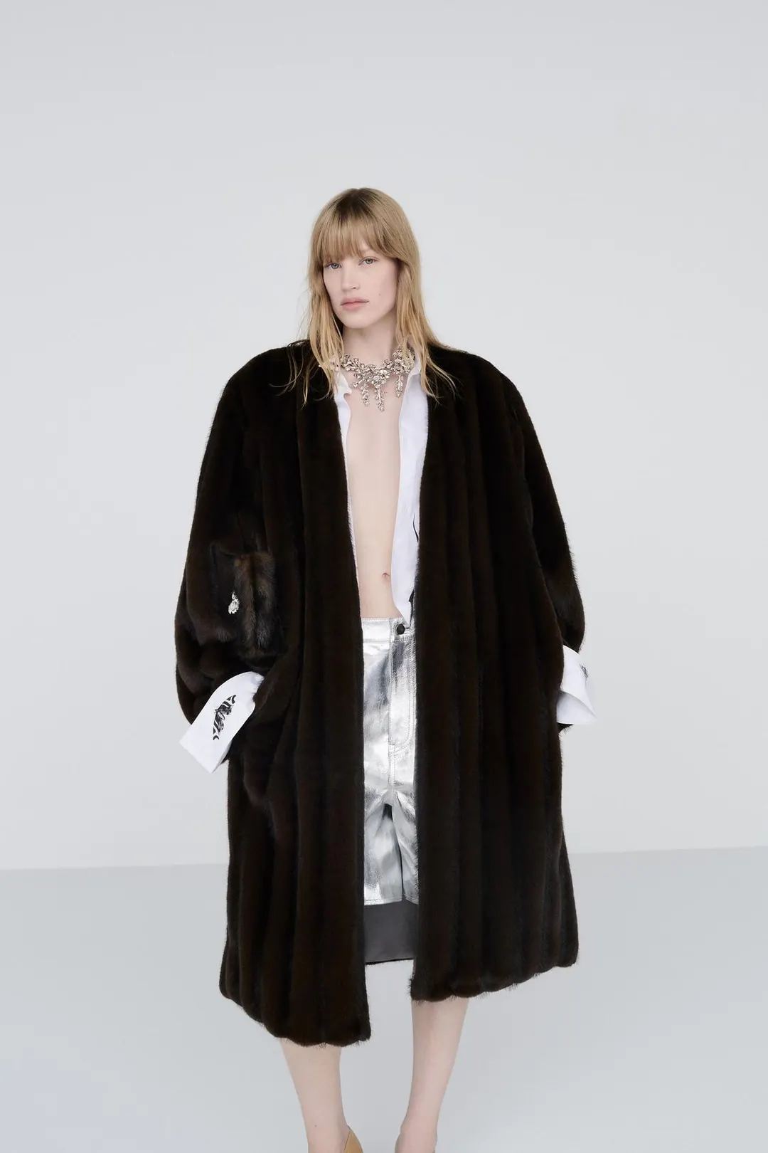 Пальто двустороннее из контрастного искусственного меха, Zara