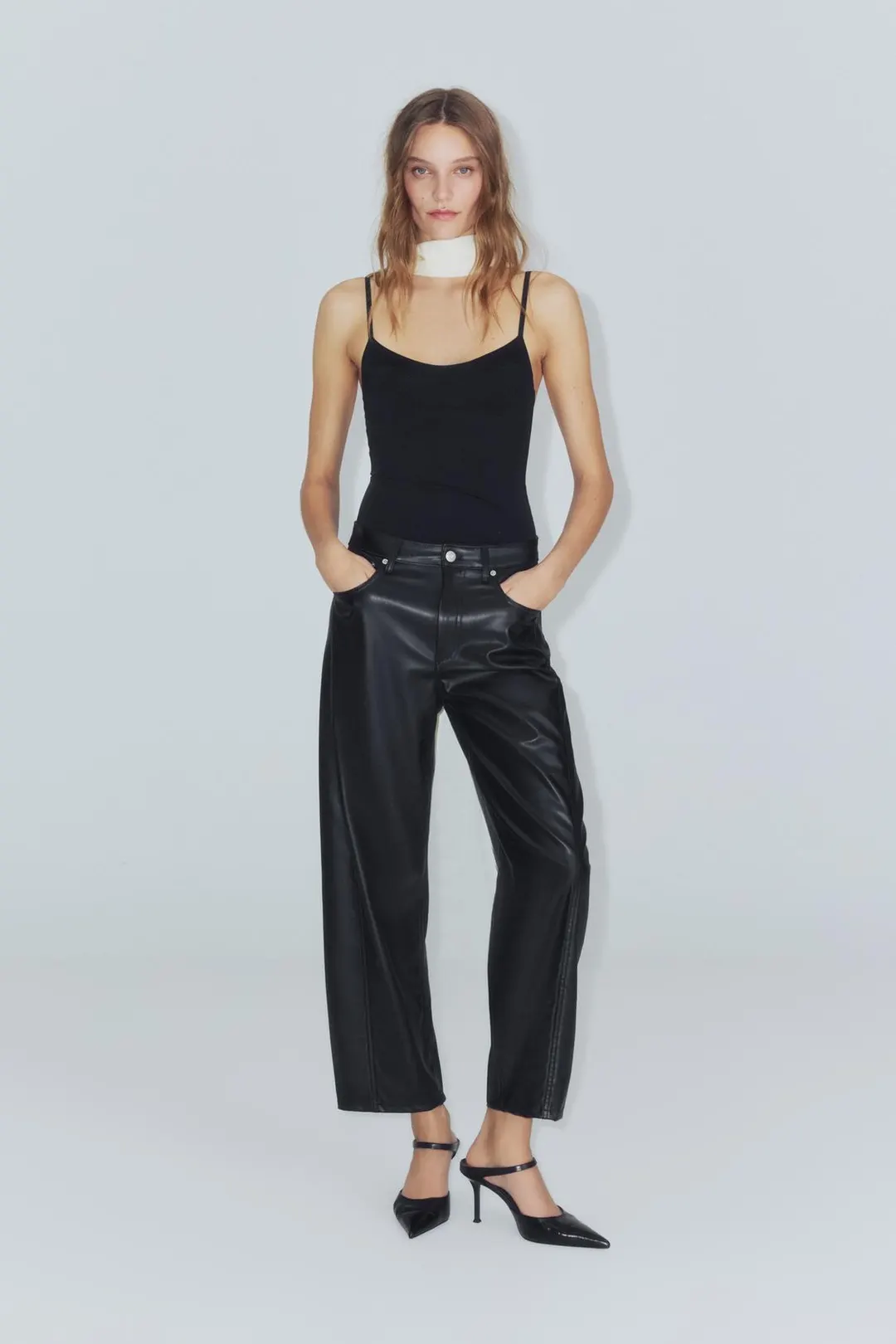 Брюки до щиколотки под кожу ZW Collection, Zara