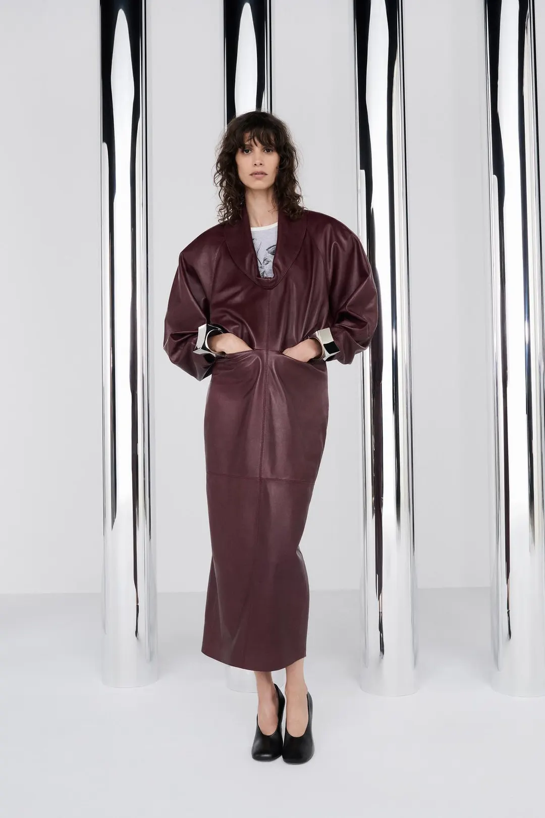 Платье из 100% кожи с объемным верхом, Zara