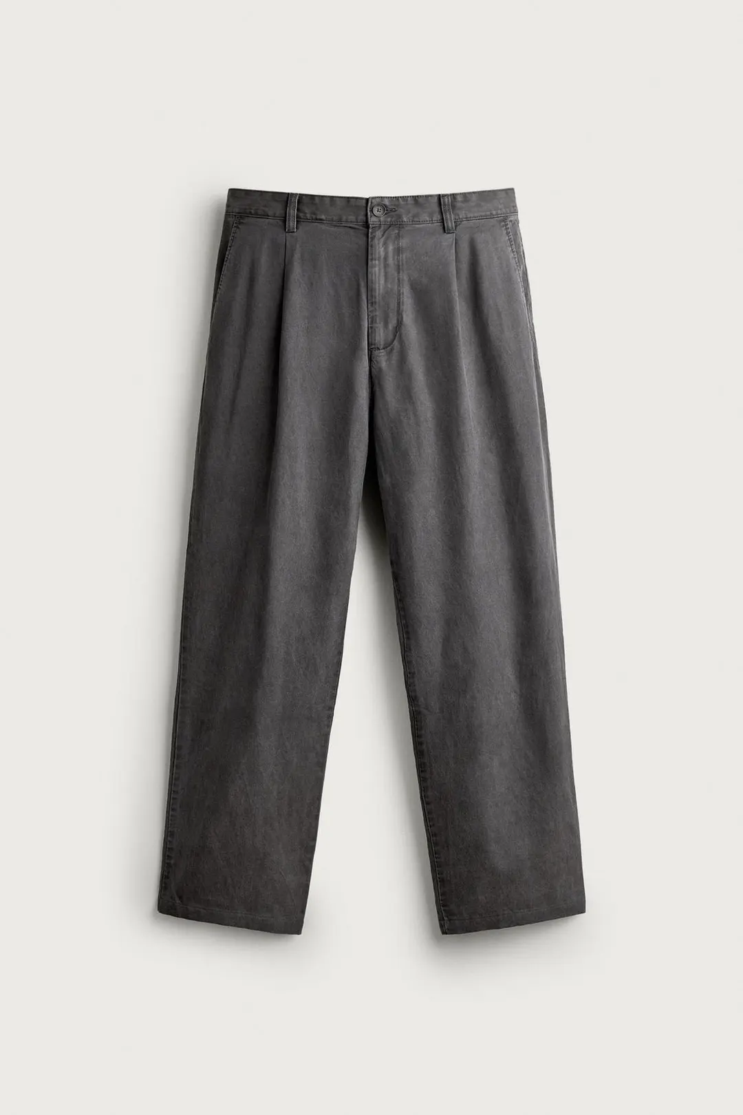 Чиносы свободного кроя со складками, Zara
