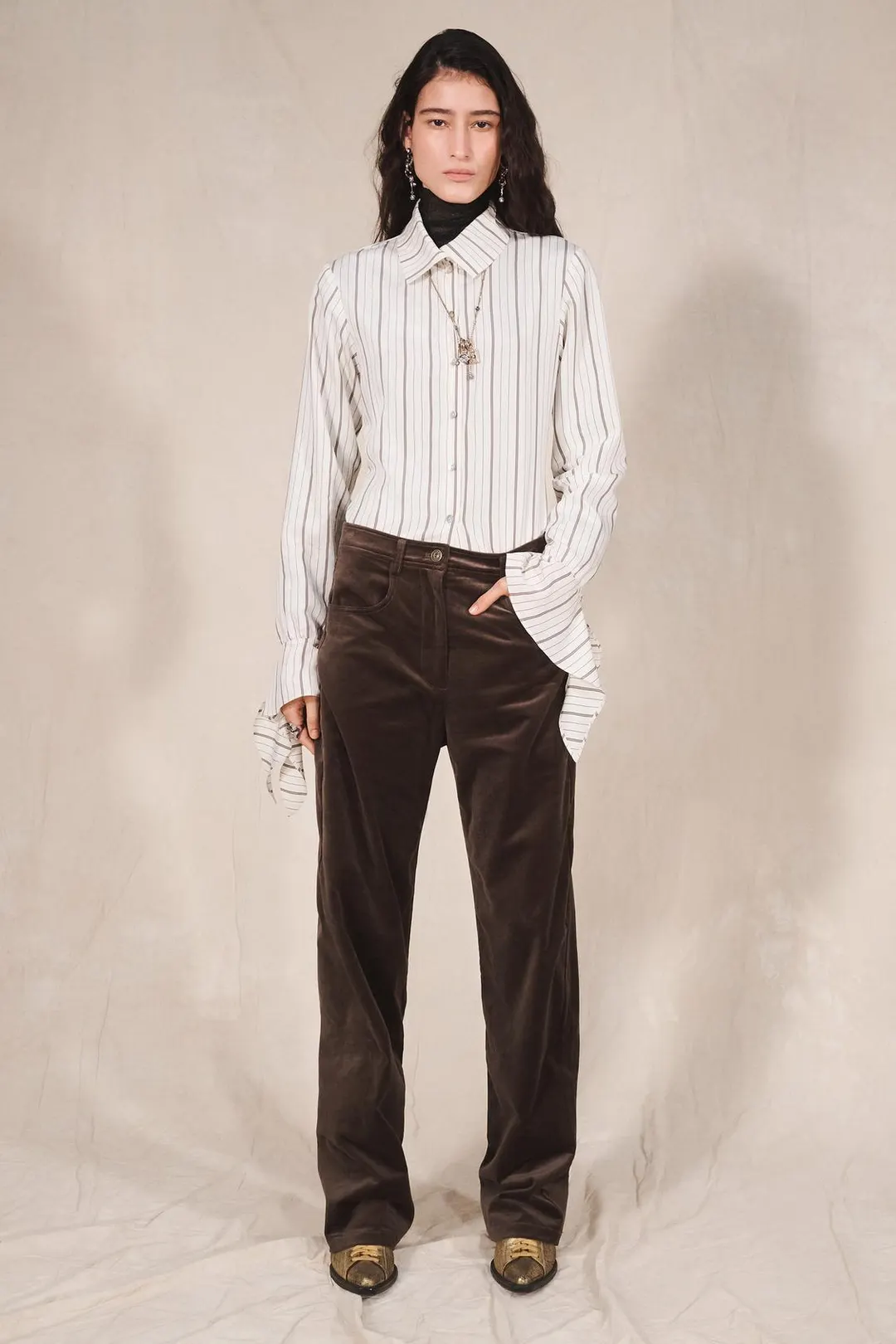 Рубашка в полоску с высоким воротником Limited Edition, Zara