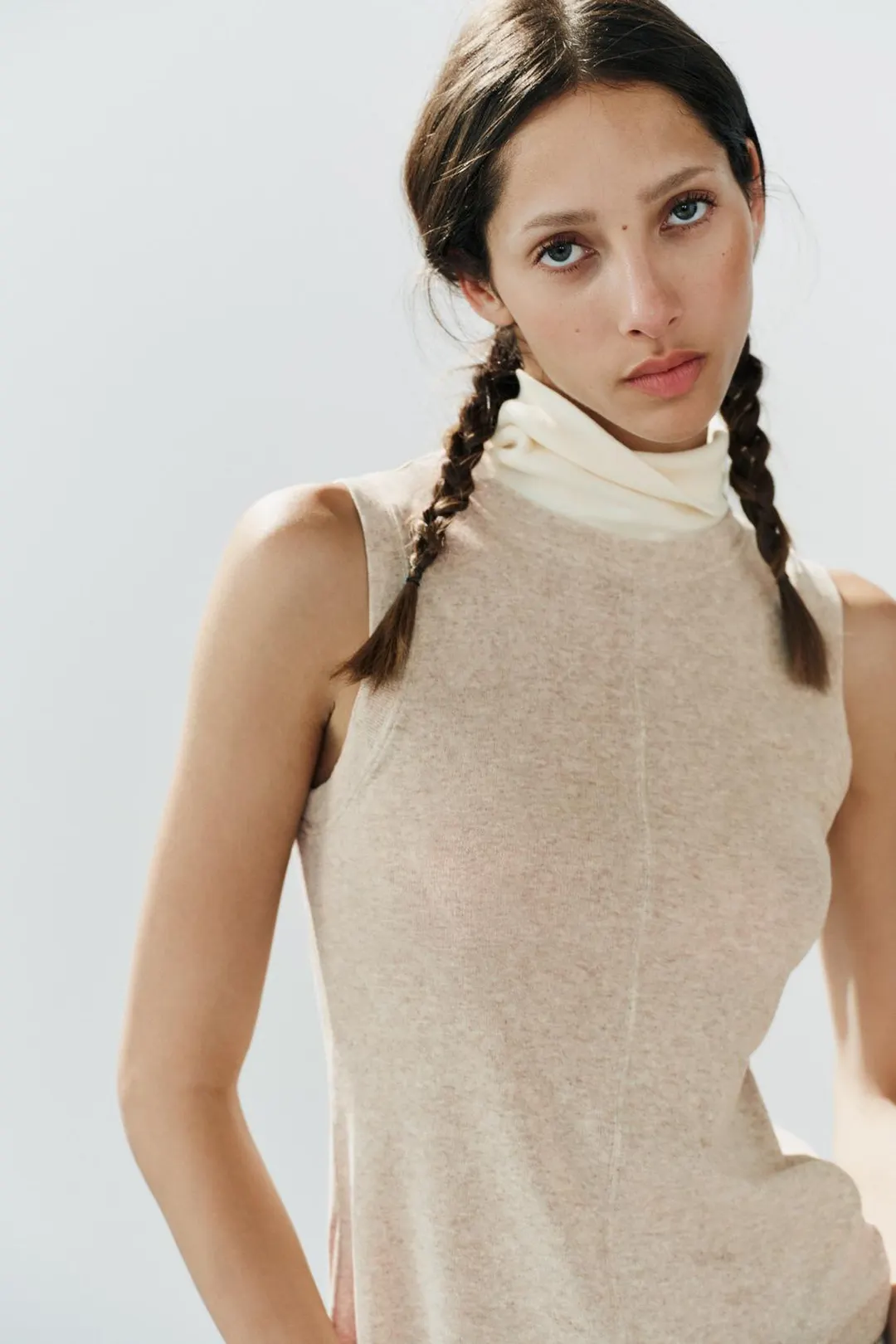 Футболка комбинированная с высоким воротником, Zara