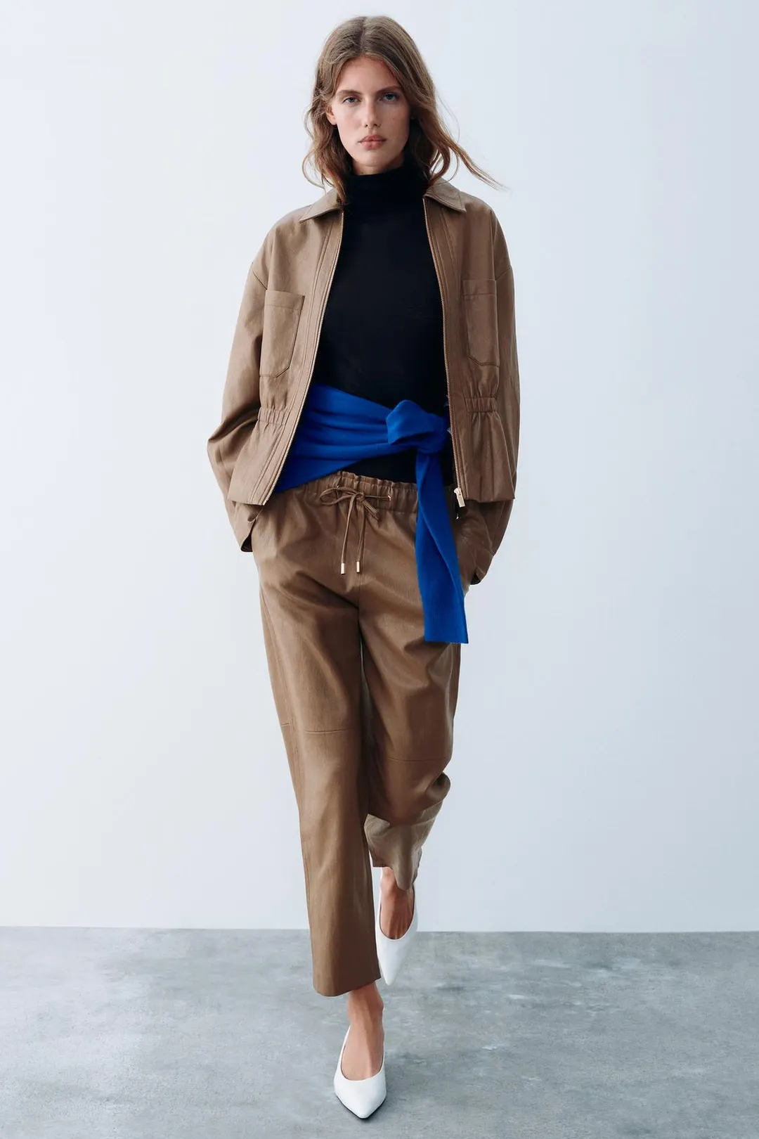 Брюки под замшу с эластичным поясом, Zara