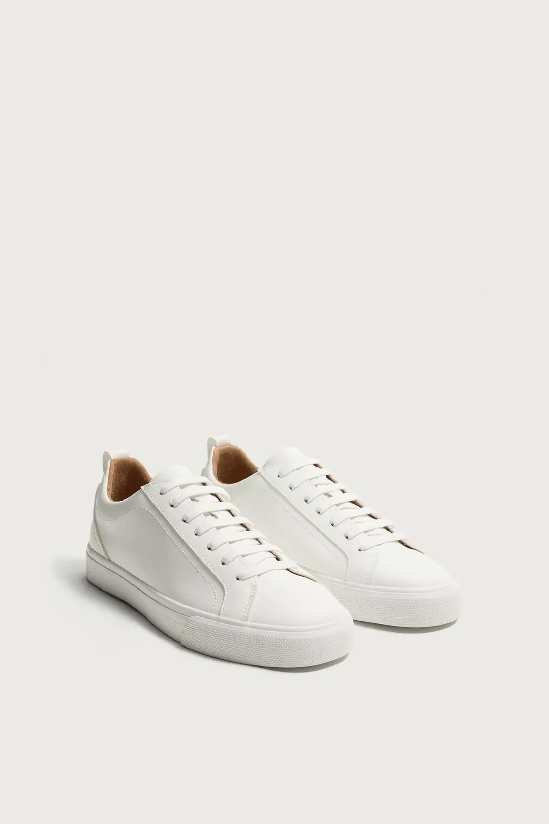 Минималистичные кроссовки, Zara